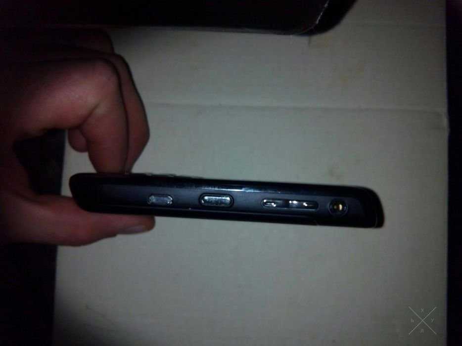 Смартфон BlackBerry 9650
