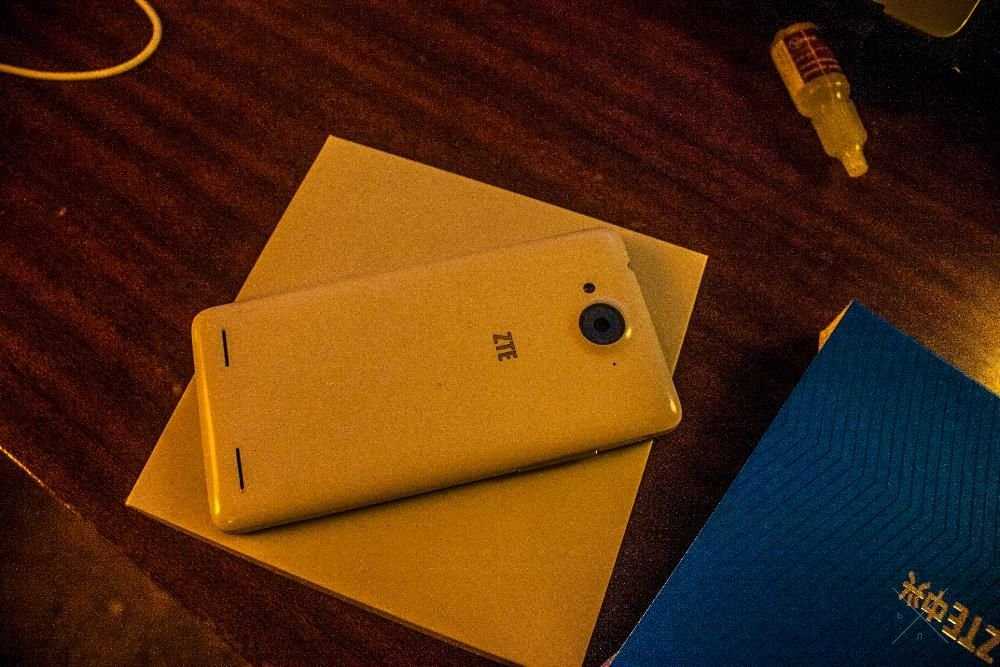 ZTE V5 RedBull, нерабочий