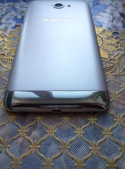 Lenovo S930