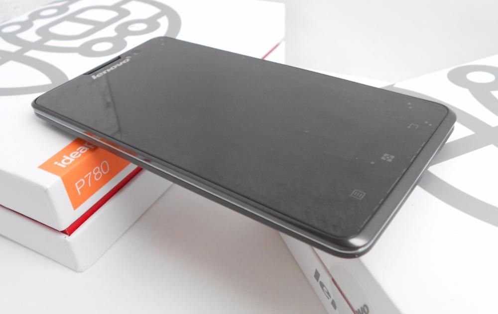 Lenovo P780 Новый ГАРАНТИЯ 4 Ядра GPS 3G идеальный русский язык бампер