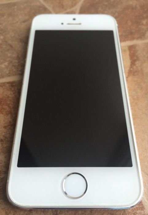 iPhone 5S 16GB Silver Neverlock