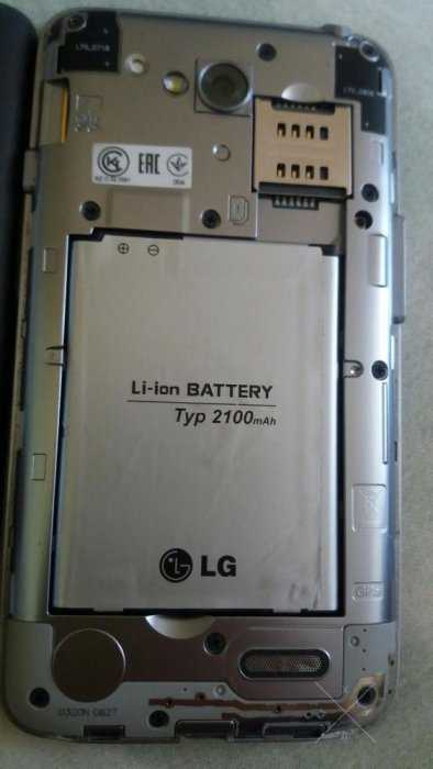 Телефон LG