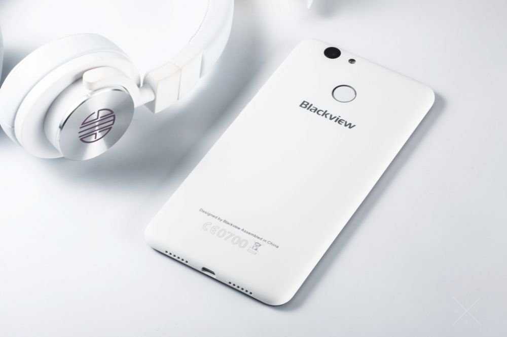 Смартфон Blackview E7S аксесуари в подарунок
