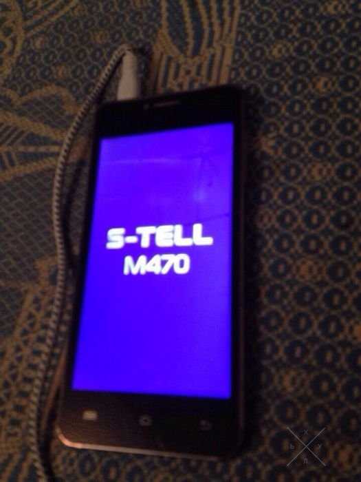 Смартфон S-TELL