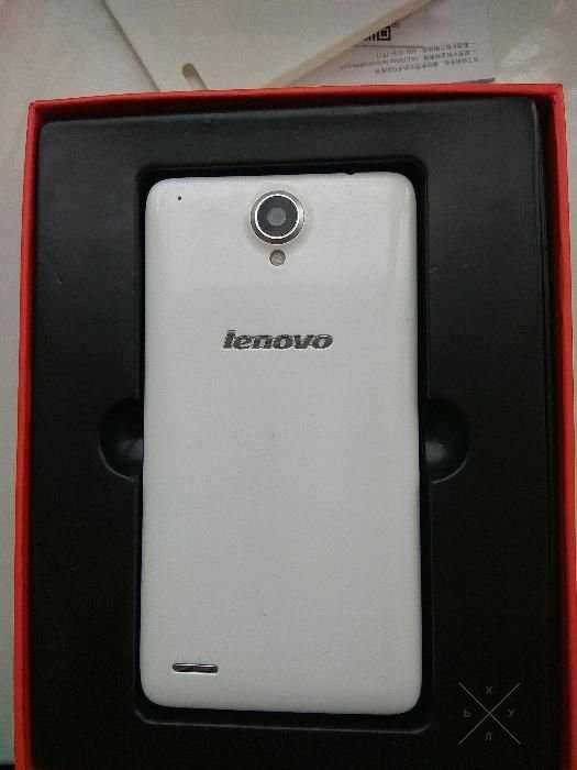 Телефон Lenovo S890 белый