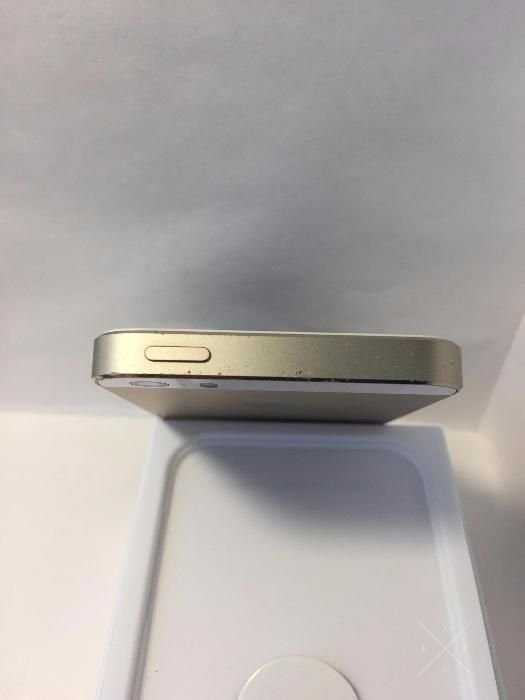 Apple iPhone 5S Gold 16Gb-Neverlock-гарантия!