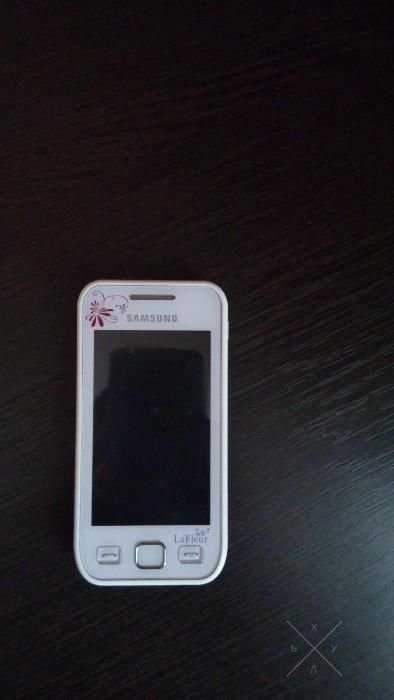 Смартфон_Samsung Wave 525 La'Fleur GT-S5250_в_отличном_состоянии!!!