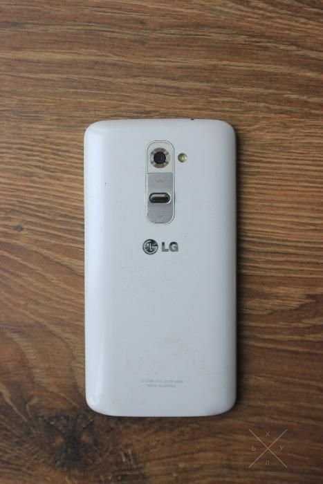 Продам телефон lg g2 на 32 гигабайта (белый)