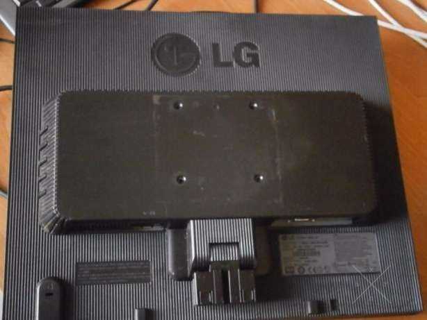 Продам ЖК-монитор 19" LG L1953S-BF