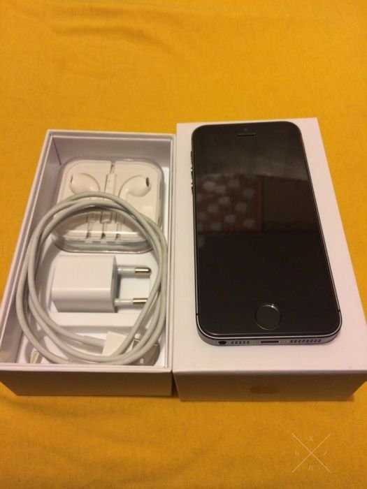 Отличный Apple iPhone 5S 16 GB Space Gray Neverlock