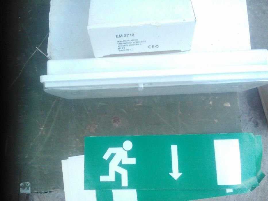 Лампа аварийного освещения