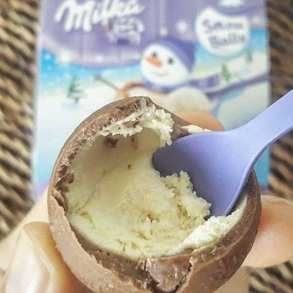 Шоколадные шарики Milka Snow Balls