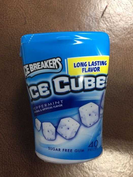 Жевательная резинка Ice Cubes США