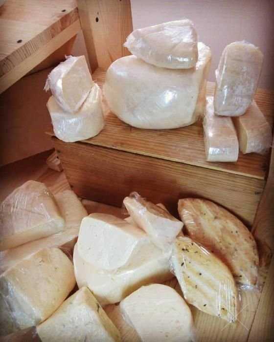 продам козье и овечье молоко