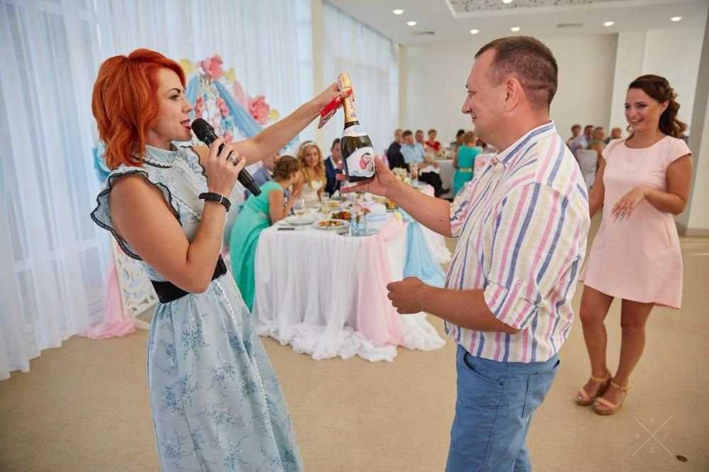 Тамада, ведущая на свадьбу, юбилей, корпоратив