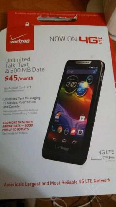 Motorola Razr M LUGE не Refurbished!!! + оригинальный чехол