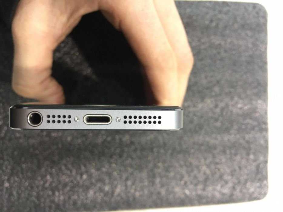 iPhone 5s 16gb Space Gray - состояние 5/5 полный комплект