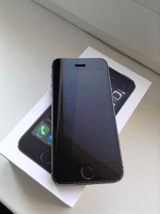 Apple iPhone 5S 32Gb Neverlock Space Gray iOS 8.4.1 Київ