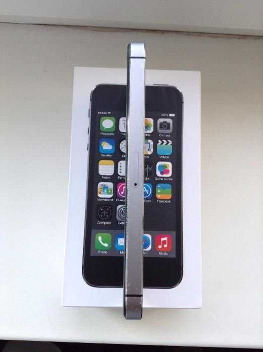 Apple iPhone 5S 32Gb Neverlock Space Gray iOS 8.4.1 Київ