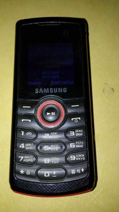 Samsung E2121B
