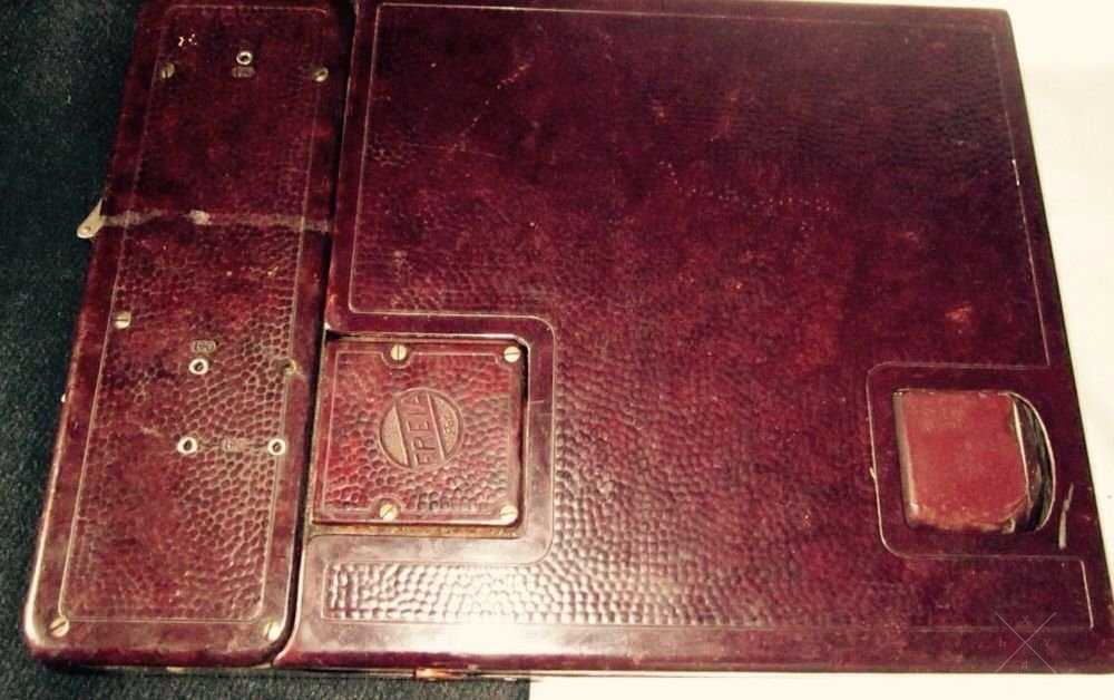 Продам старинную швейную машинку