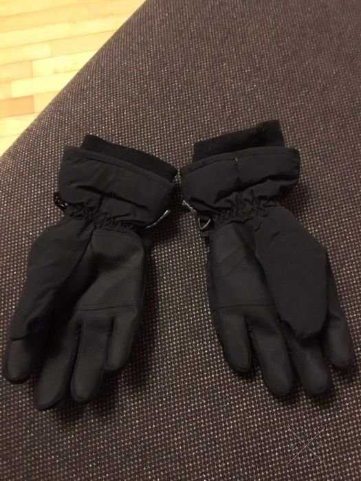 горнолыжные перчатки