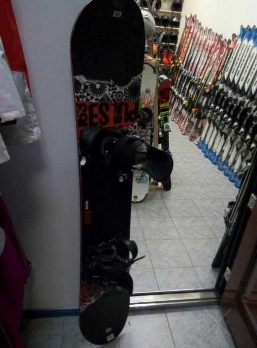 Сноуборд с креплениями бу из Австрии