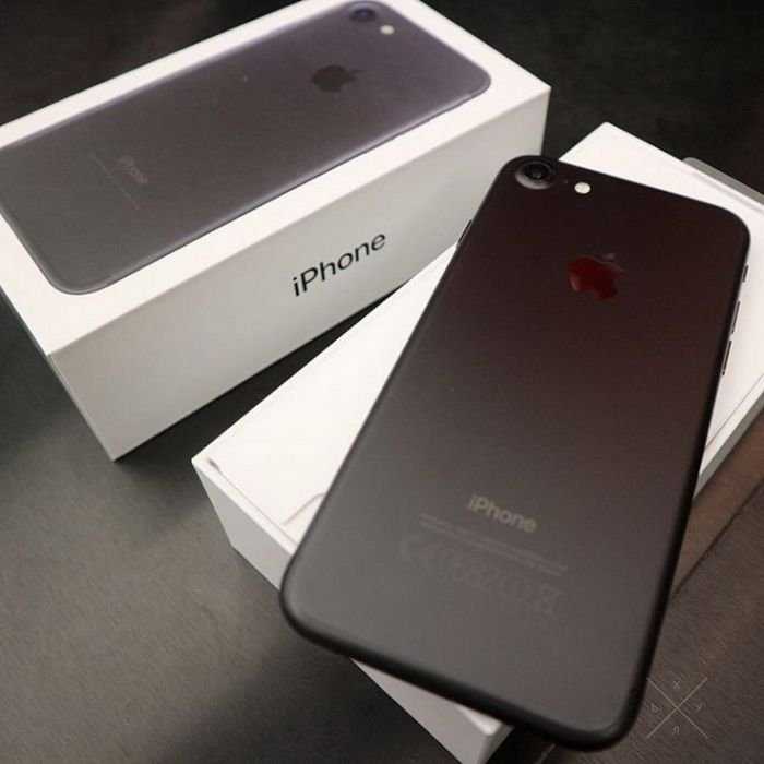 NEW. Черный айфон IPHONE 7 Black 128gb +Подарок(в описании)