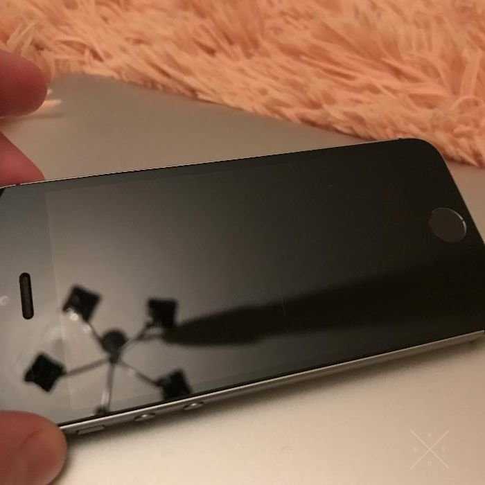 Продаю свой iPhone 5s 64gb neverlock USA хорошее состояние Айфон 5s
