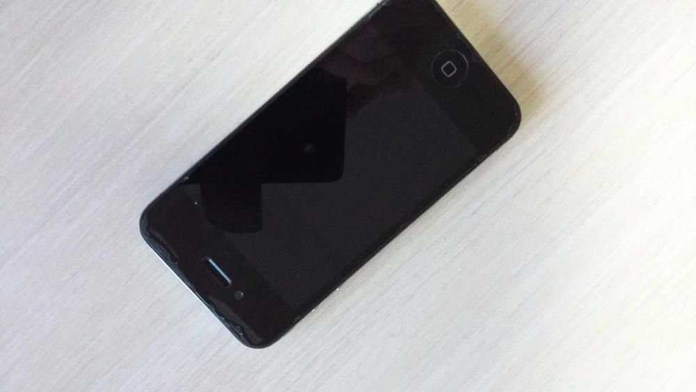 Продам! Iphone 4 32gb