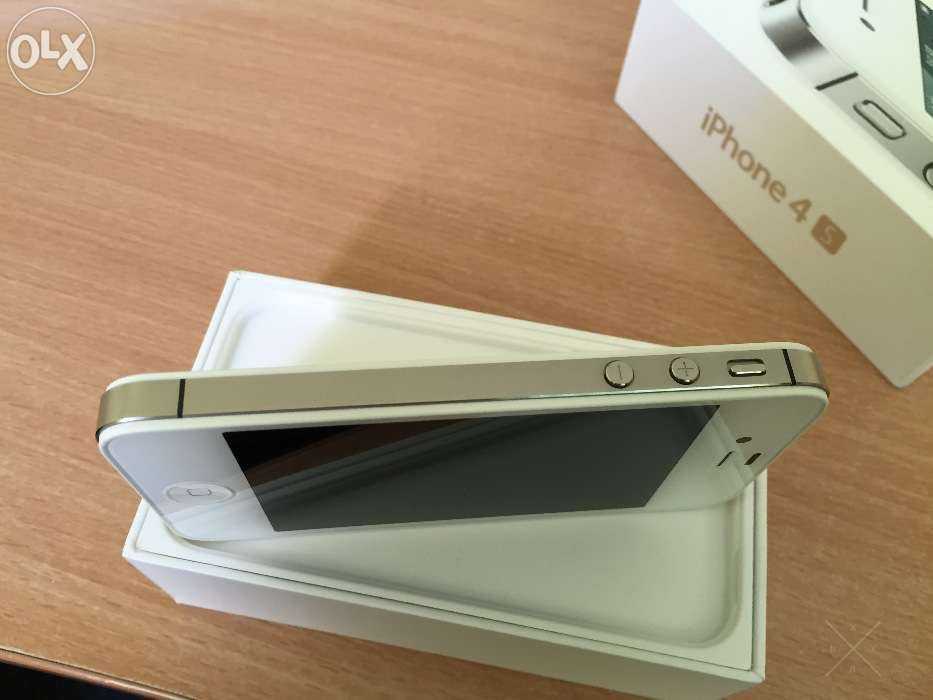 iPhone 4S 16Gb Neverlock МАГАЗИН,ГАРАНТИЯ, КОМПЛЕКТ Отличное состояние