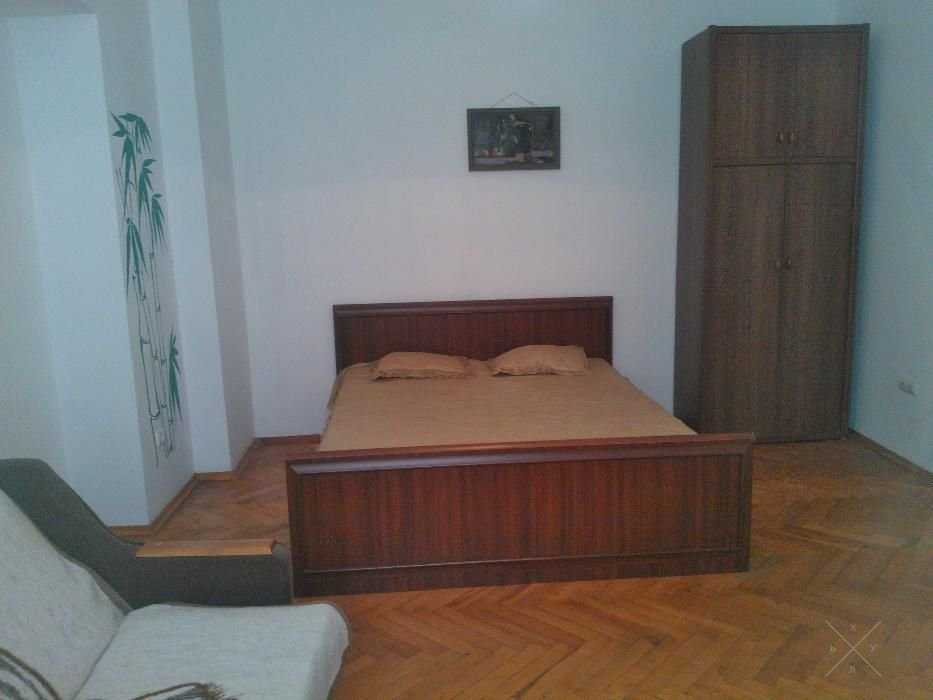 2к. квартира в центрі на проспекті Шевченка