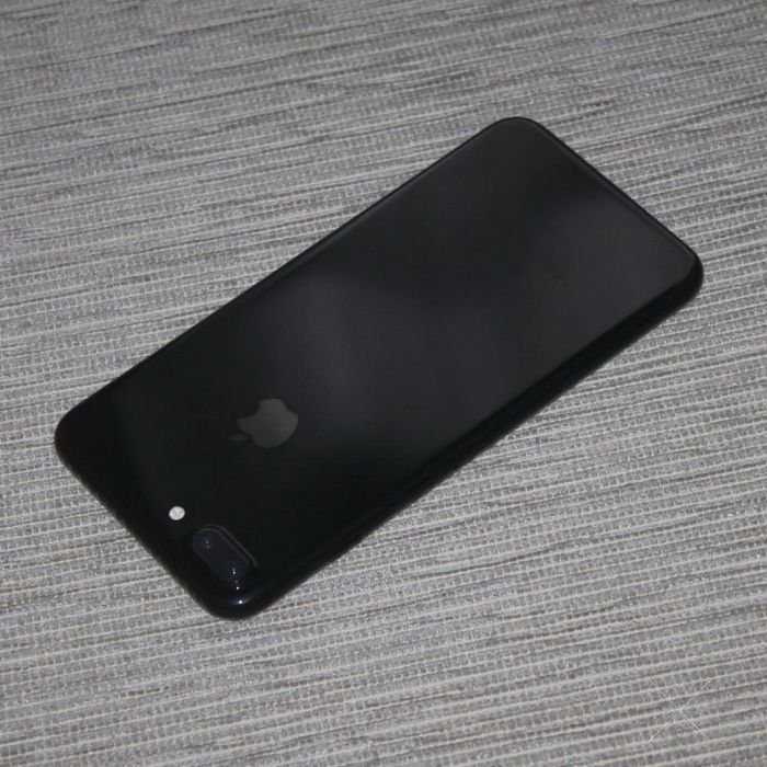 Из Европы. Черный айфон iPhone 7 Plus Jet Black 128gb Гарантия