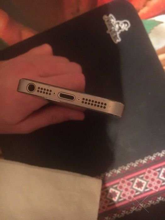 iPhone 5s 16 space r sim
