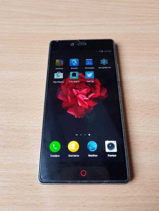 Смартфон ZTE nubia Z9 mini