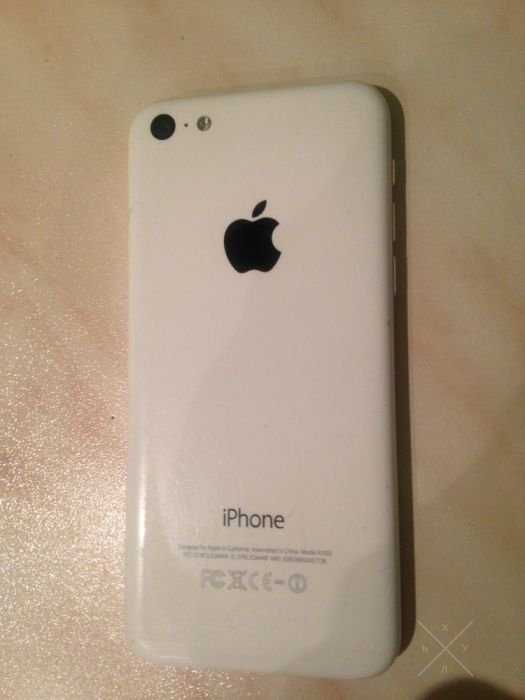 Продам iPhone 5c neverlock