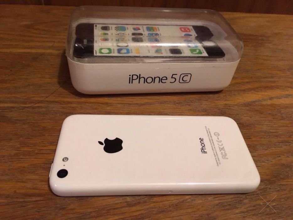 iPhone 5c neverlock 8 gb белый