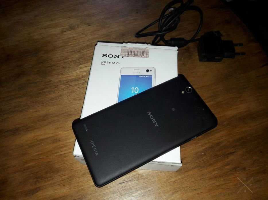 Сони с4