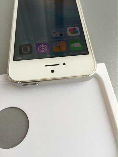 Продам Iphone 5 16gb неверлок