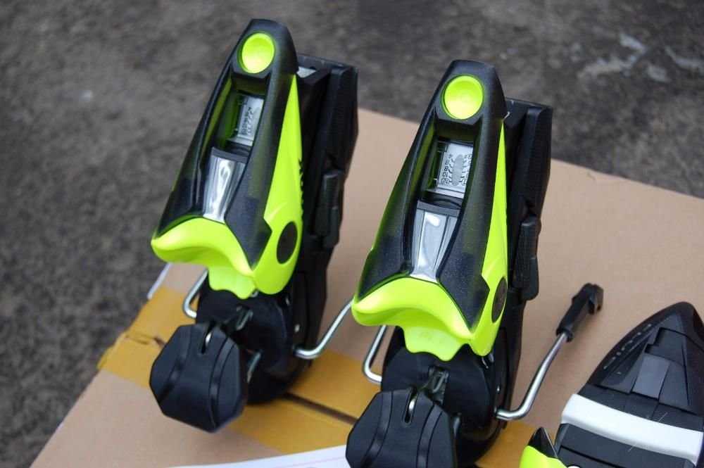 Лыжные крепления NX 12 FLUID B80 BLACK/YELLOW