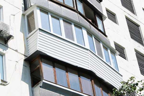 Пластиковые балконы и лоджии Rehau под ключ