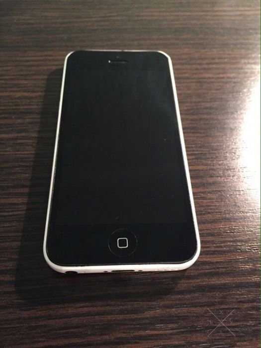 iPhone 5c 16gb или обмен на ноутбук с моей доплатой