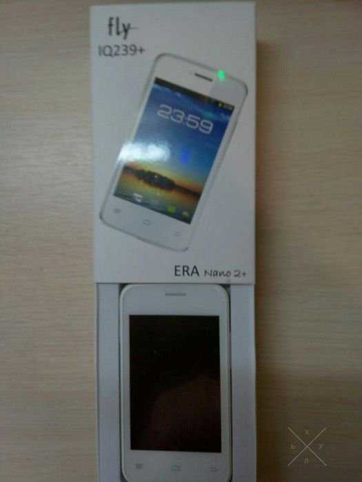 Продам телефон Fly iq239+