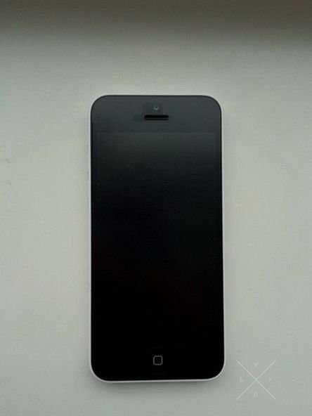NEW Iphone 5c 16 гб белый Защитное стекло в подарок. Неверлок.