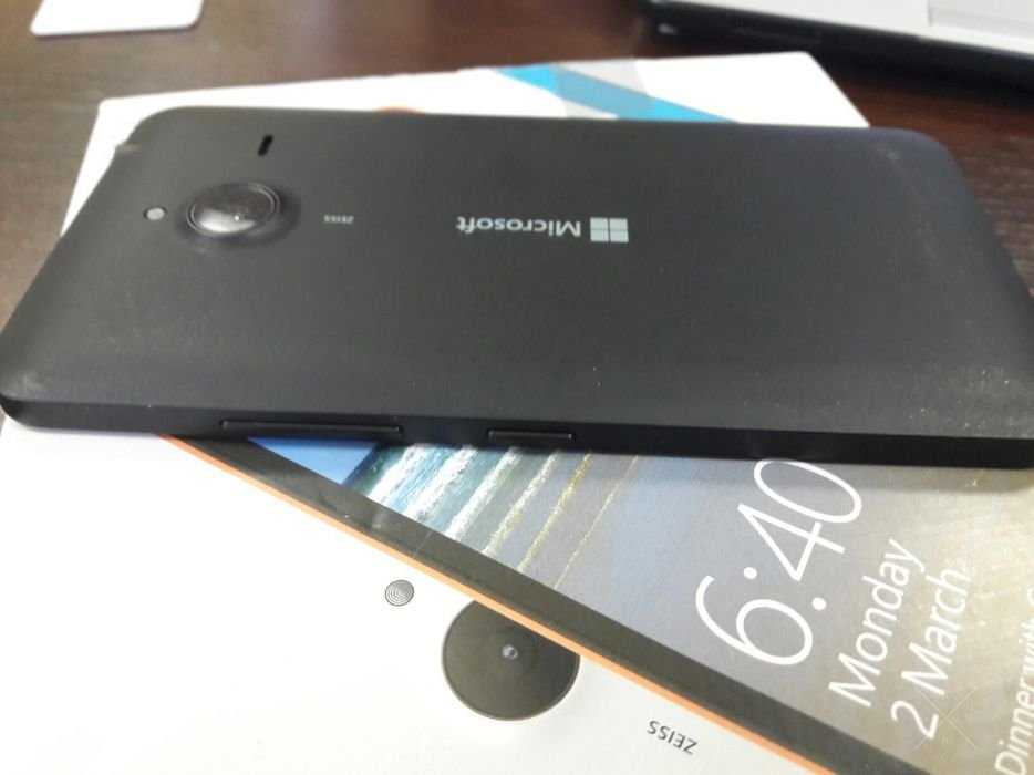 Продам Microsoft Lumia 640 XL Black