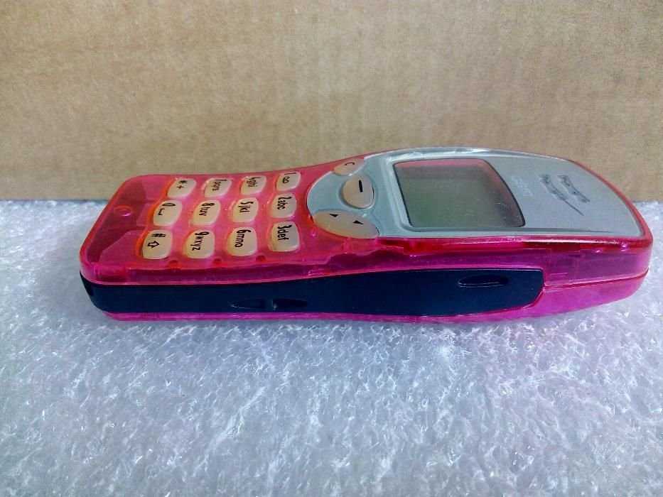 Nokia 3210 (+подарок)