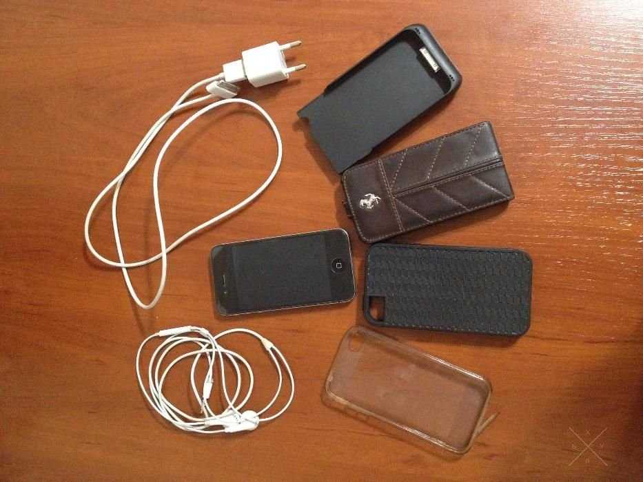 Apple iPhone 4S 16 GB Black Neverlock + Супер комплект !