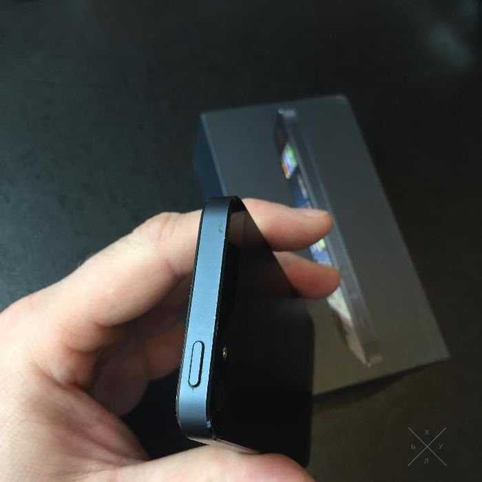 Продам iPhone 5 32gb black неверлок