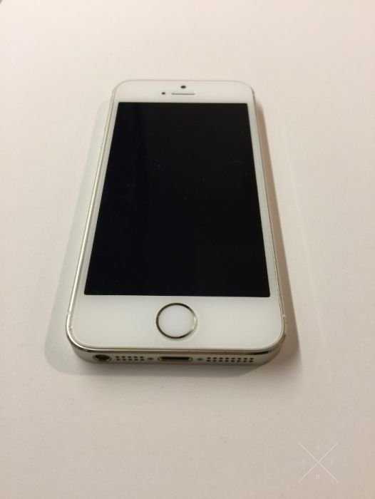 Продам iPhone 5S 16GB Gold Neverlock. Идеал, комплект!