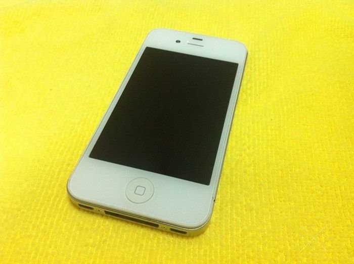 Iphone 4S 16GB White Unlock из Америки - Оригинал - Русифицирован